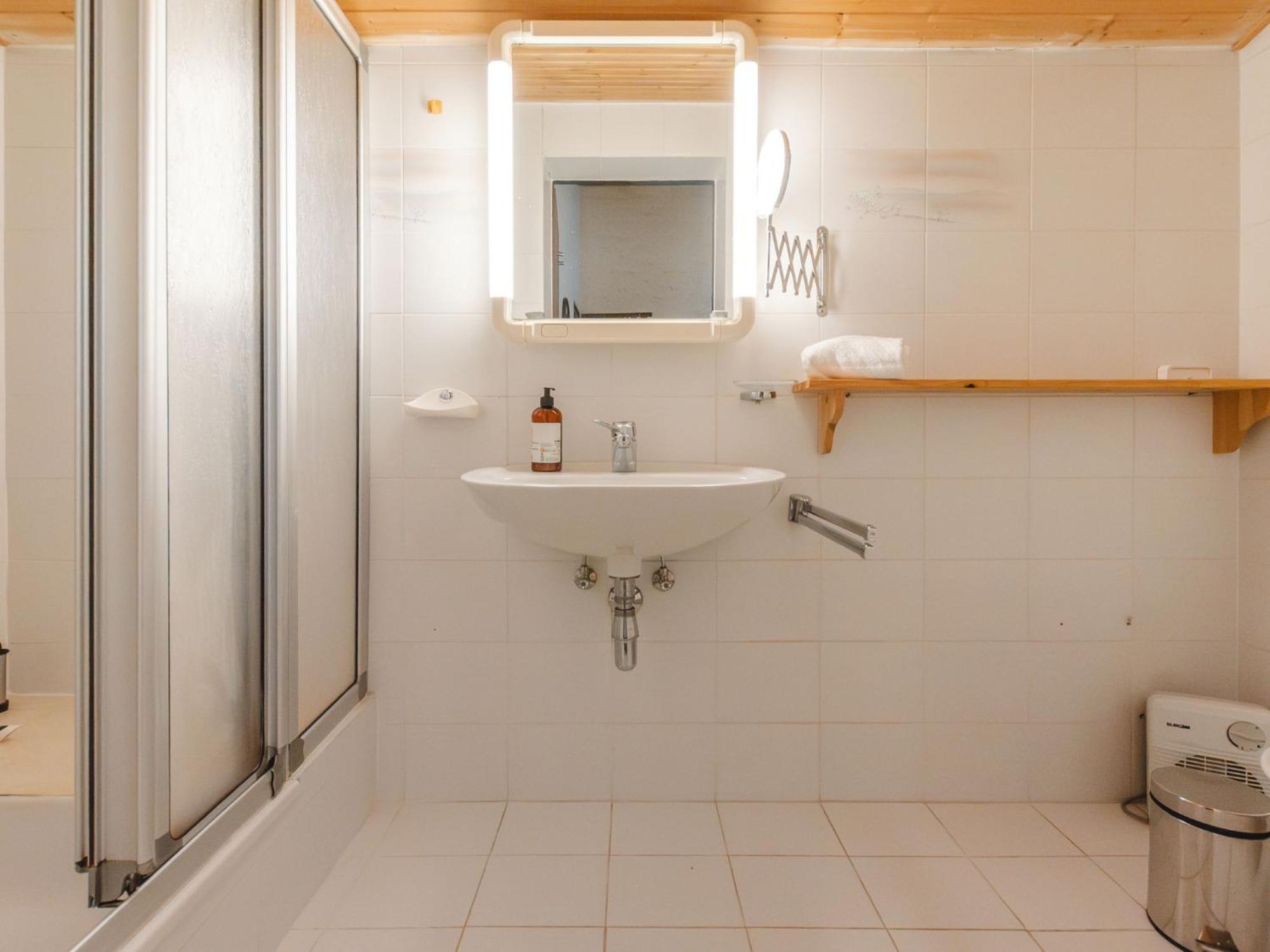Apartment Sonnenappartements By Interhome Бад Хофгащайн Екстериор снимка